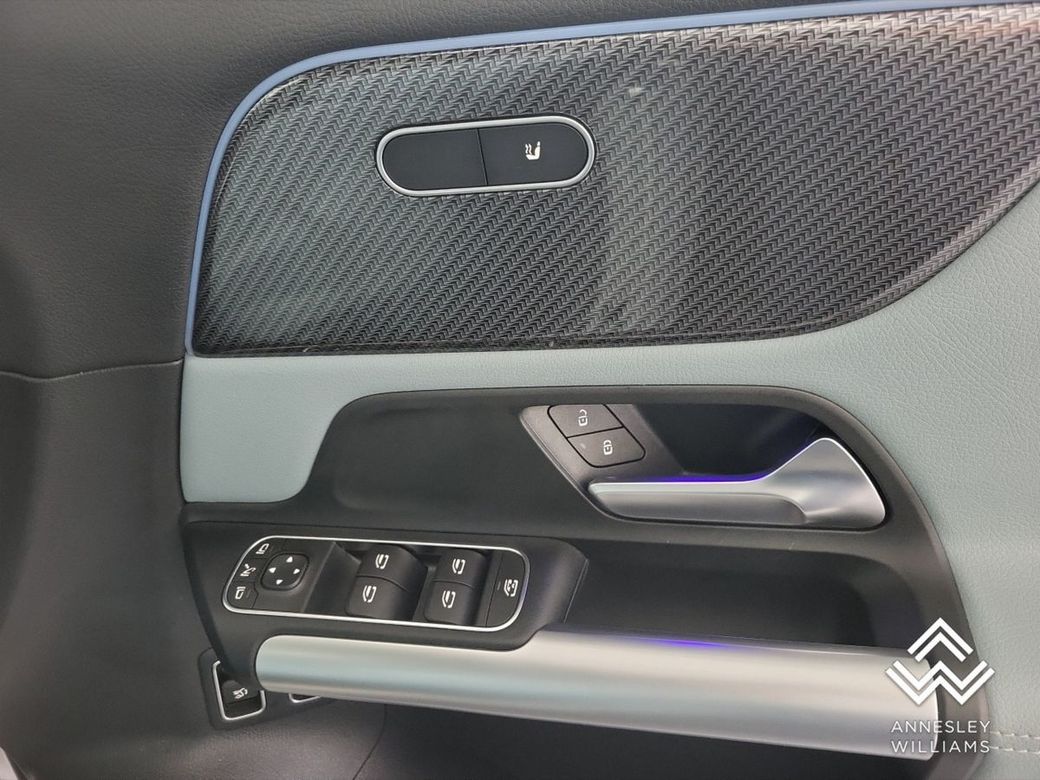 2025 Mercedes-Benz GLA Class