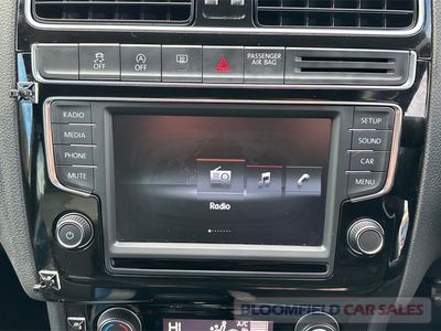 2015 Volkswagen Polo