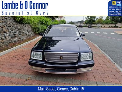 2000 Toyota Century