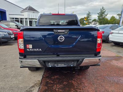 2021 Nissan Navara