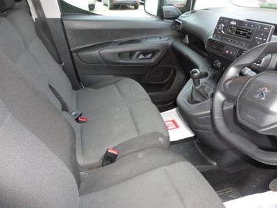 2021 Peugeot Partner