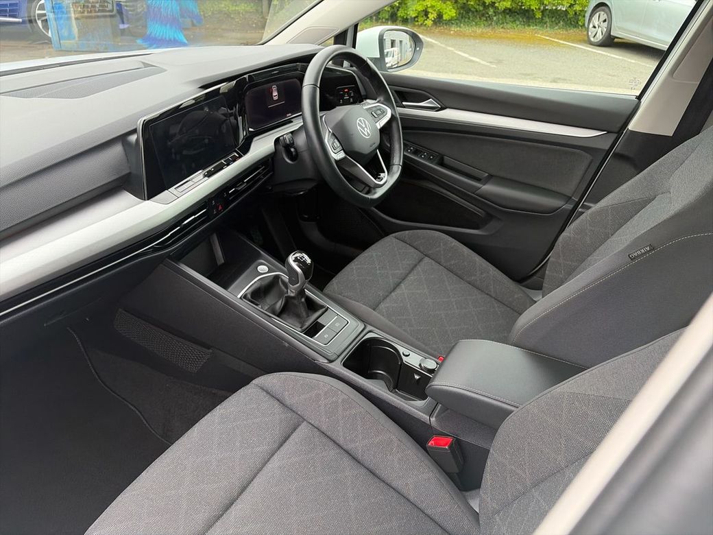 2024 Volkswagen Golf