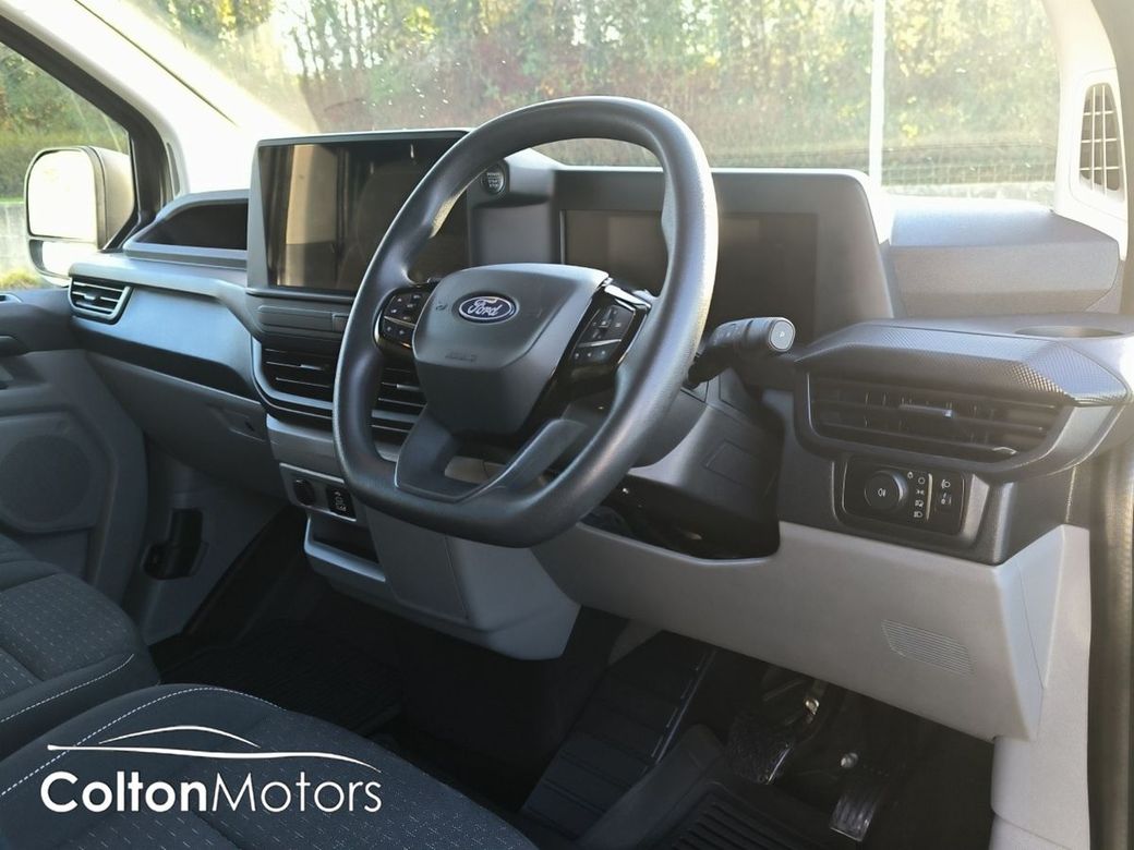 2024 Ford Transit Custom