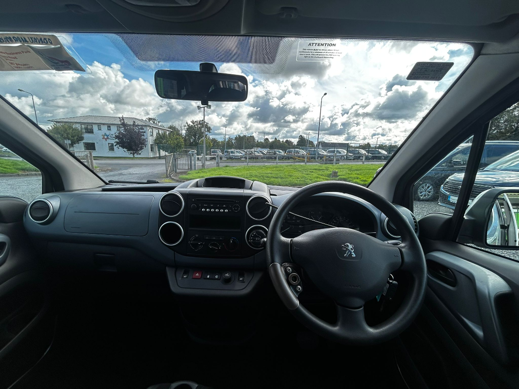 2015 Peugeot Partner Tepee
