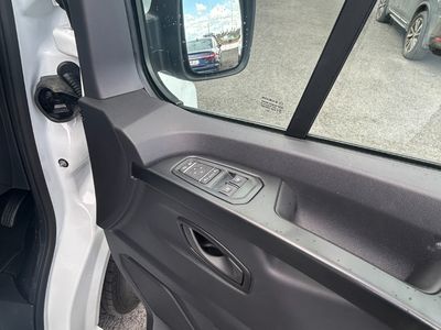 2025 Nissan Primastar