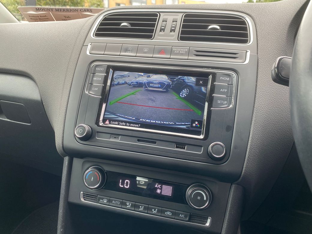 2017 Volkswagen Polo