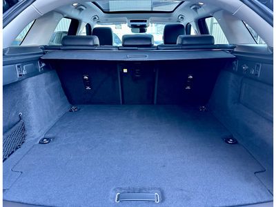 2025 Land Rover Range Rover Velar