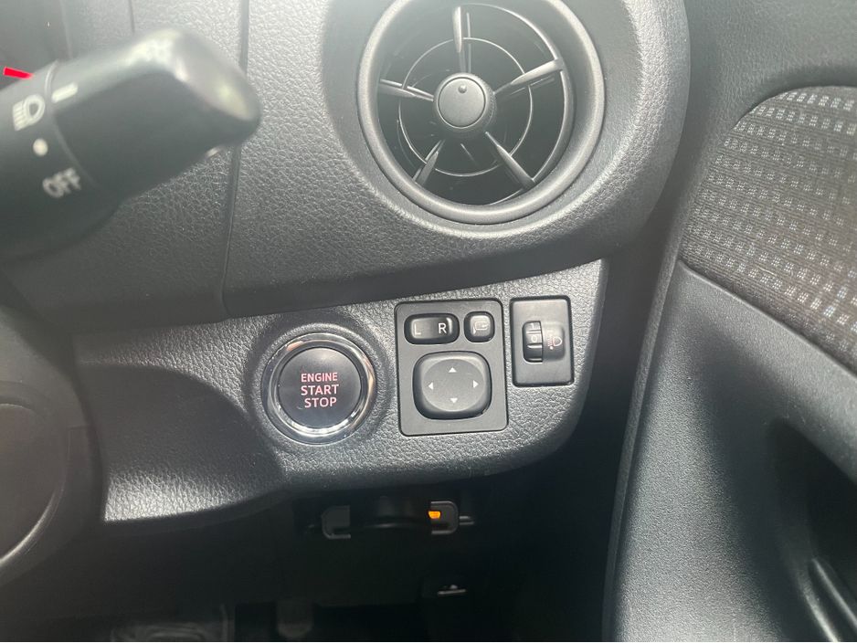 2018 Toyota Vitz