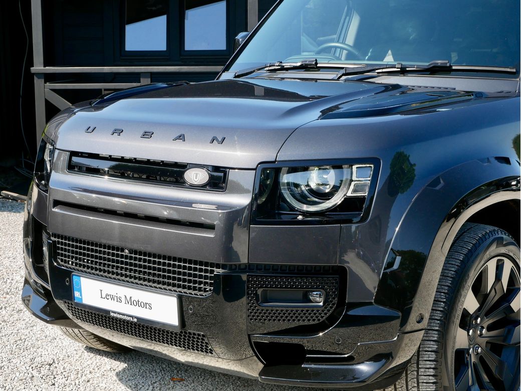 2024 Land Rover Defender 110