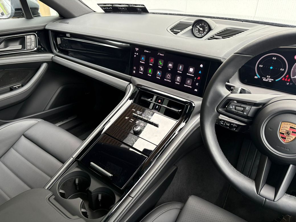 2025 Porsche Panamera