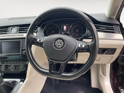 2016 Volkswagen Passat