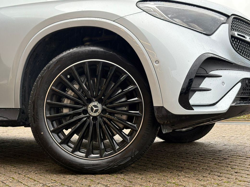 2025 Mercedes-Benz GLC Class