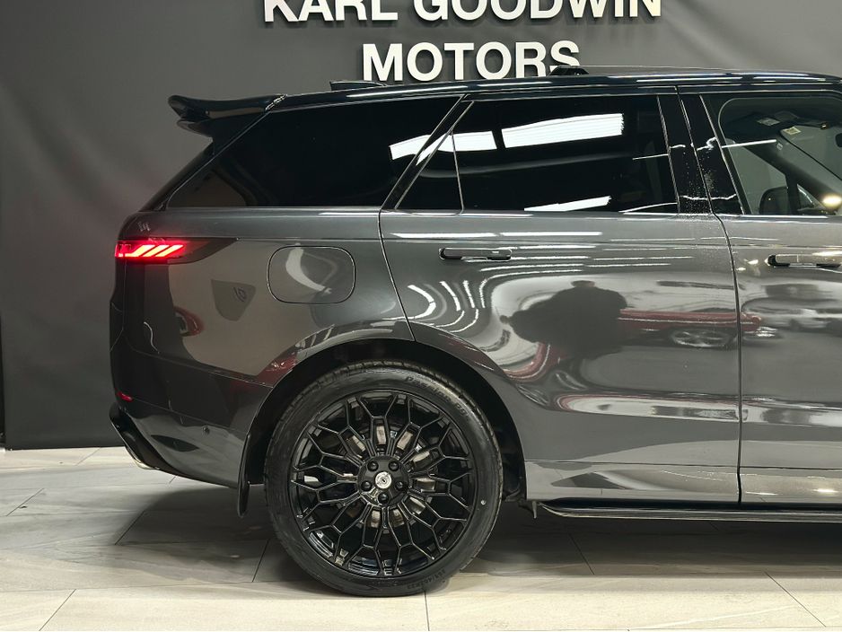 2024 Land Rover Range Rover Sport
