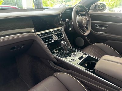 2024 Bentley Flying Spur