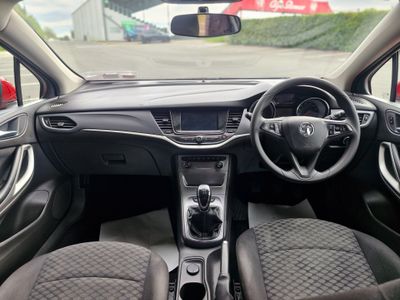 2018 Vauxhall Astra