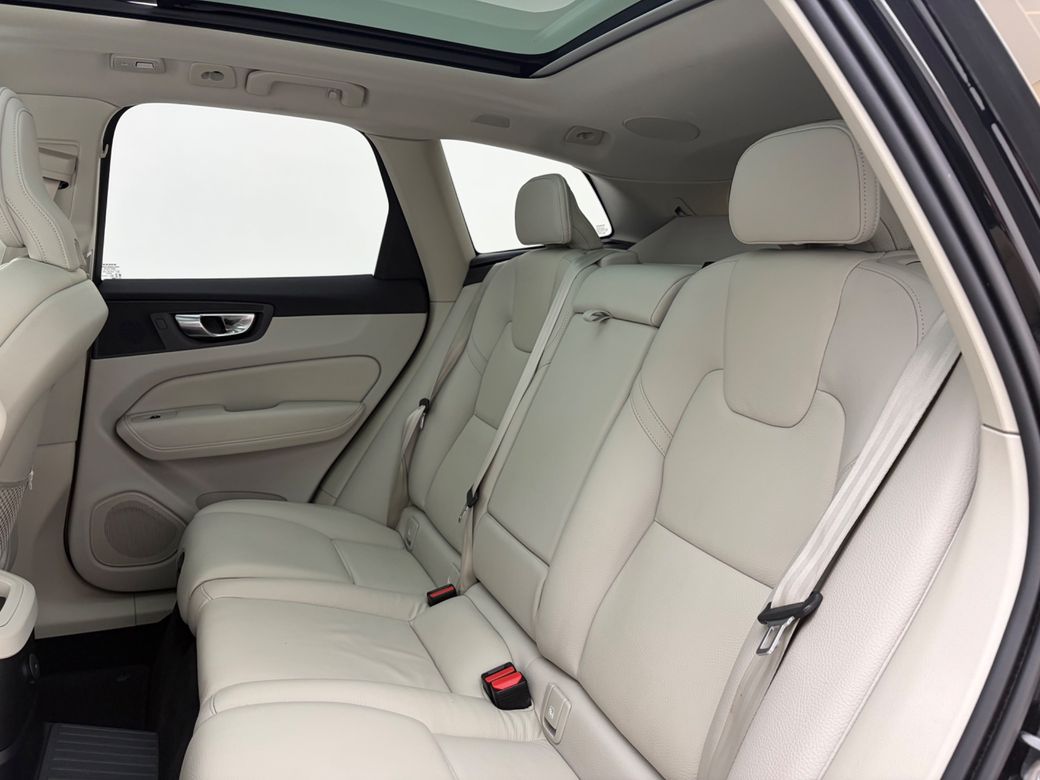 2022 Volvo XC60
