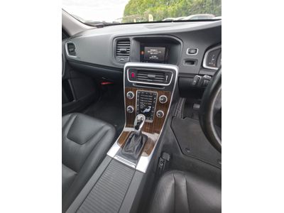 2018 Volvo V60 Cross Country