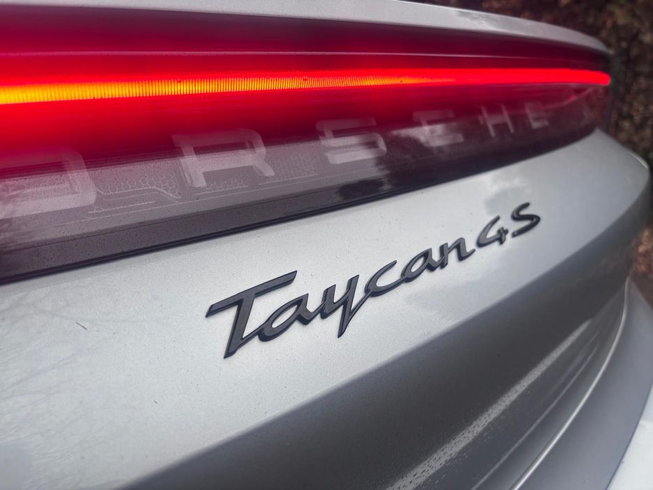 2020 Porsche Taycan