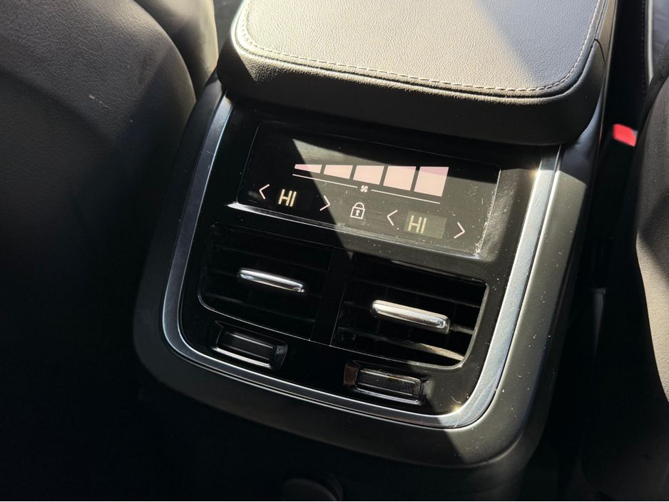 2022 Volvo XC90