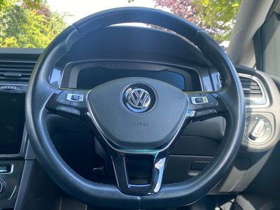 2018 Volkswagen Golf