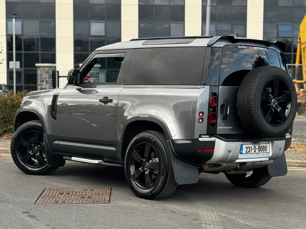 2023 Land Rover Defender