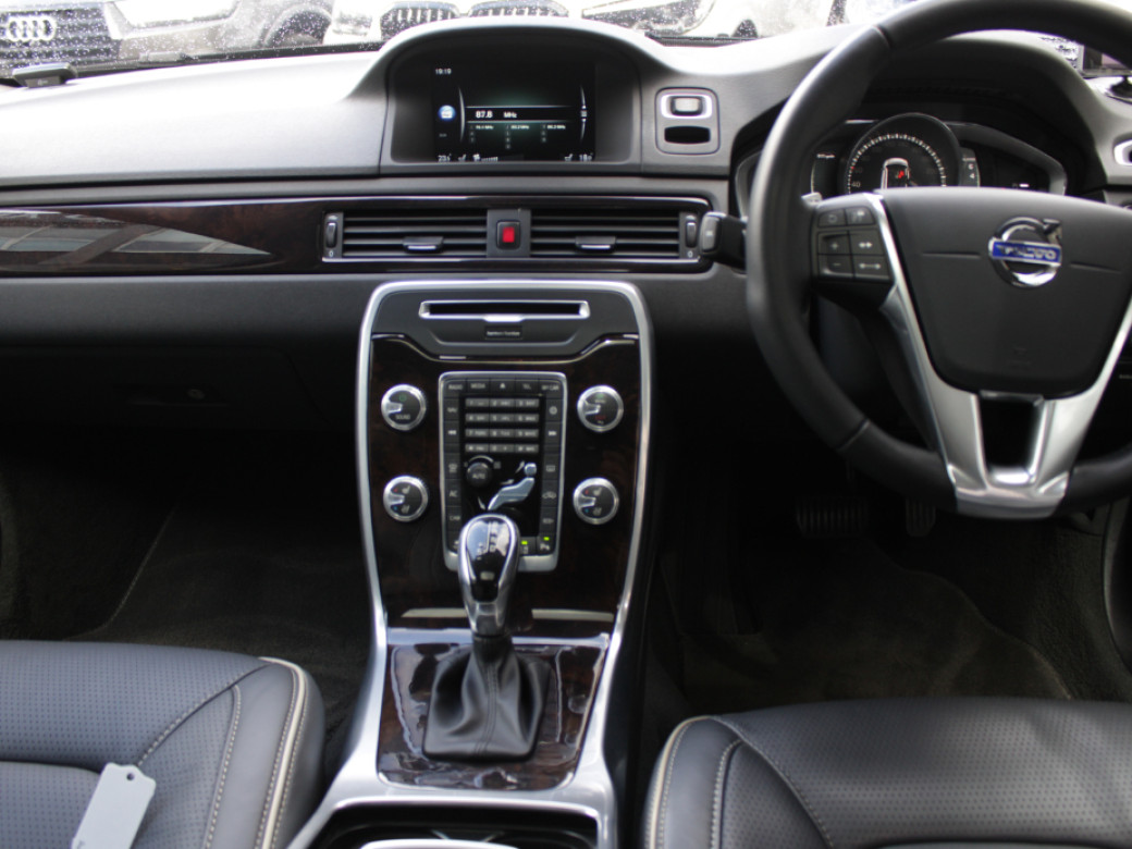 2016 Volvo V70