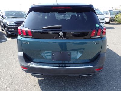 2020 Peugeot 5008
