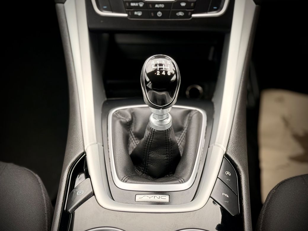 2017 Ford Mondeo