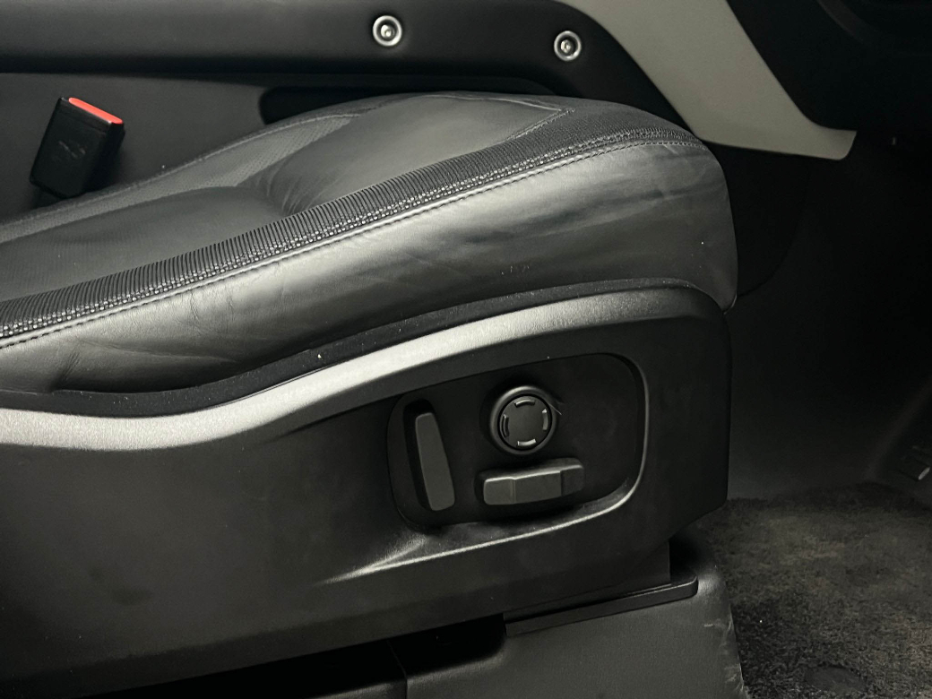 2024 Land Rover Defender