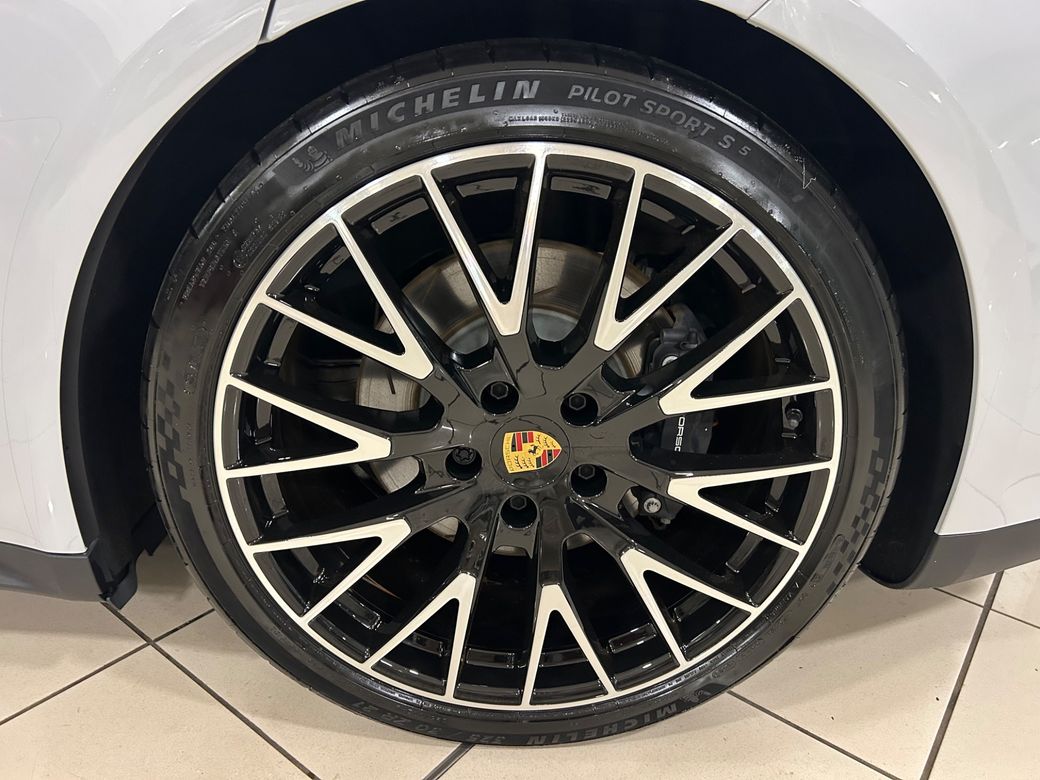 2024 Porsche Panamera