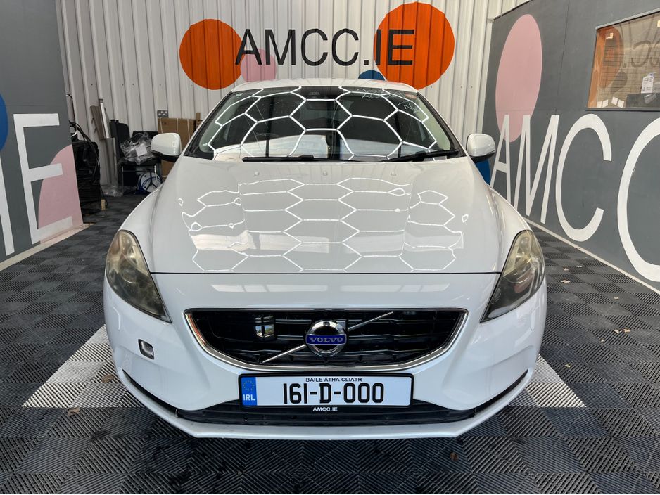 2016 Volvo V40