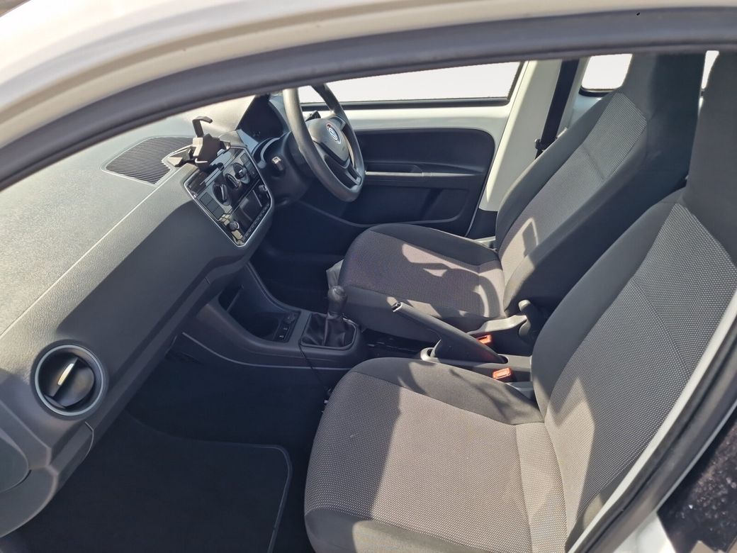 2018 Volkswagen up!