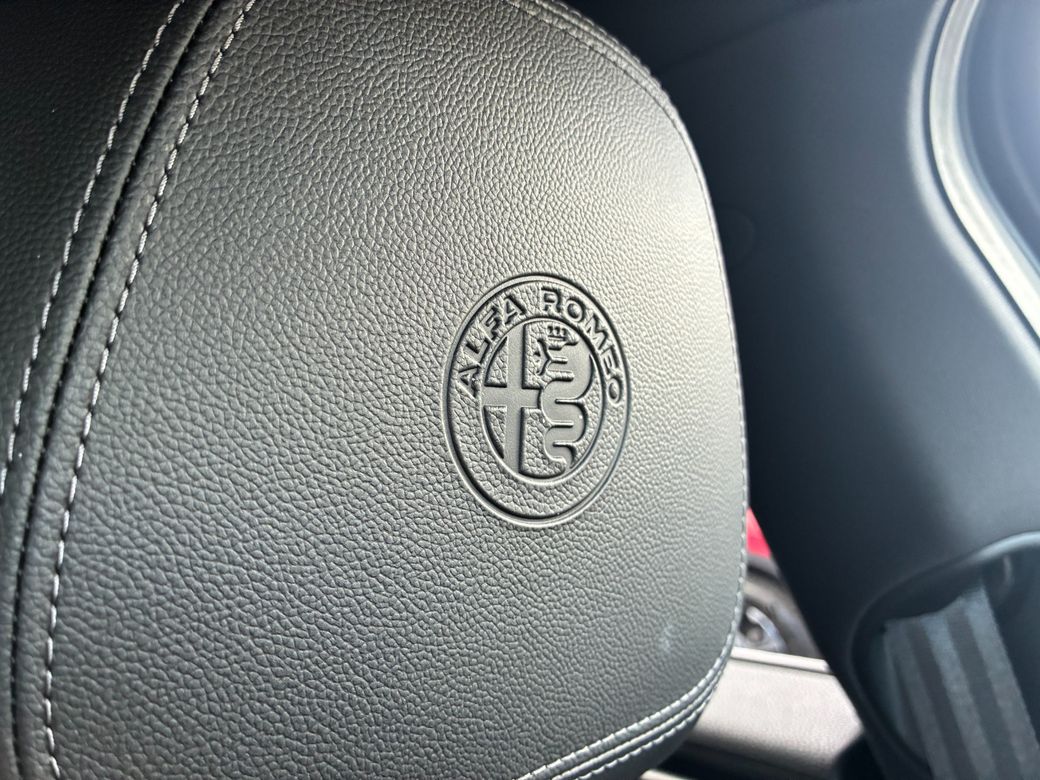 2025 Alfa Romeo Giulia