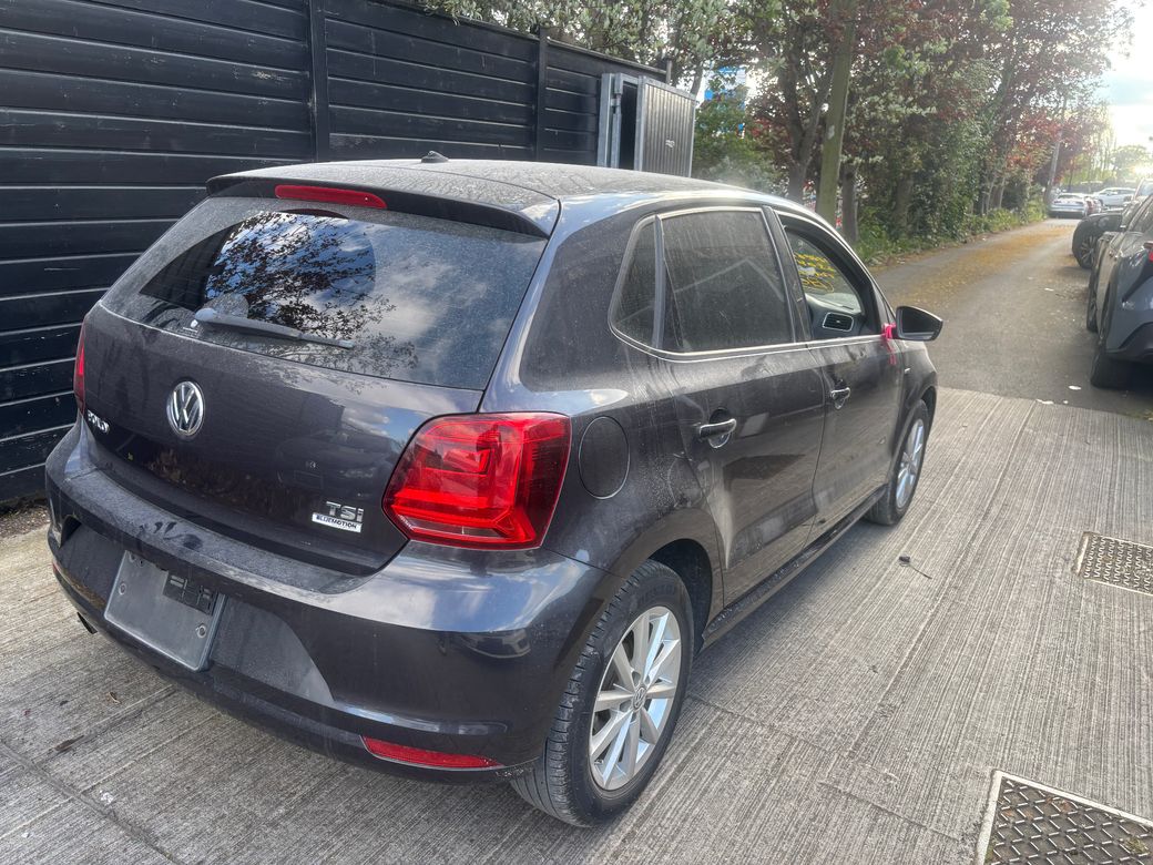 2015 Volkswagen Polo