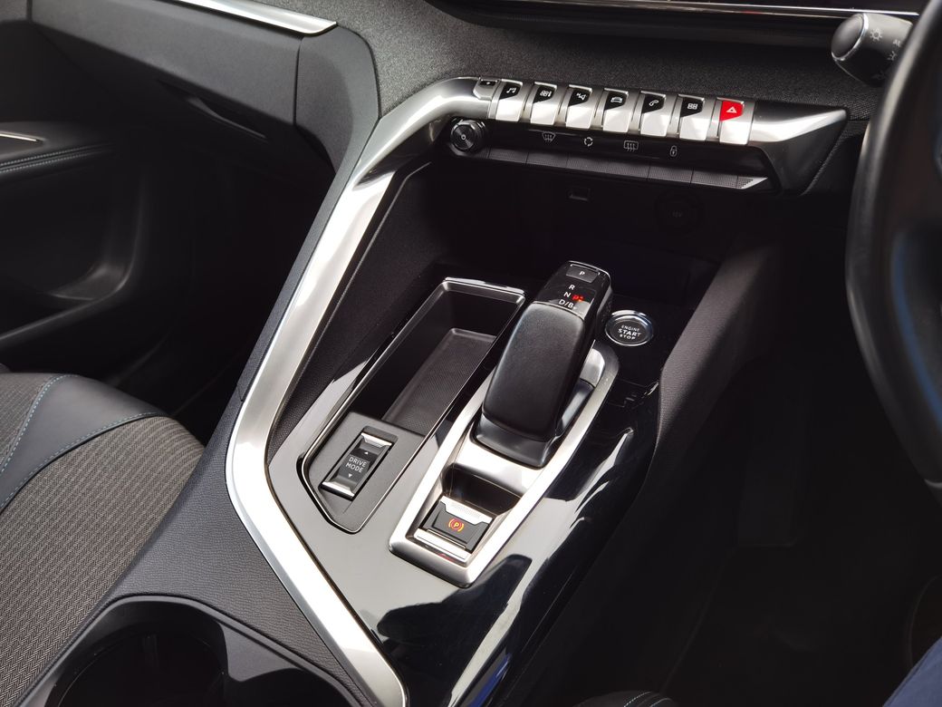 2023 Peugeot 3008
