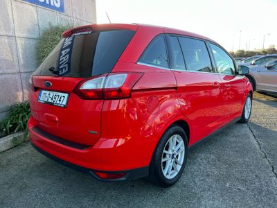 2017 Ford Grand C-Max