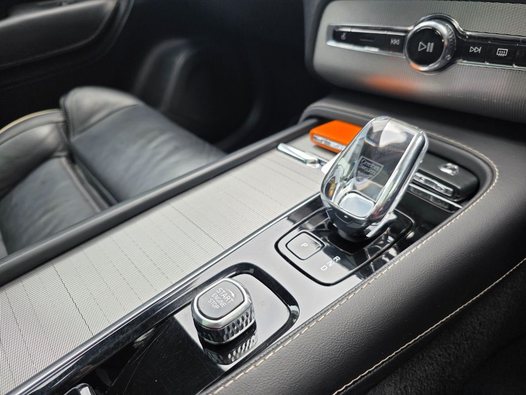 2022 Volvo XC90