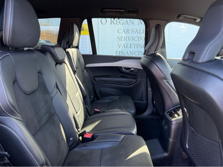 2022 Volvo XC90