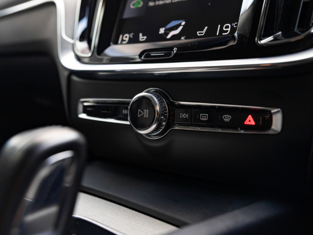 2021 Volvo V60