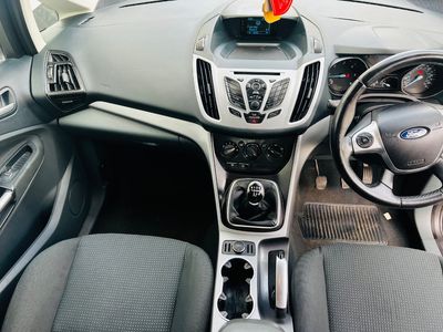 2014 Ford Grand C-Max
