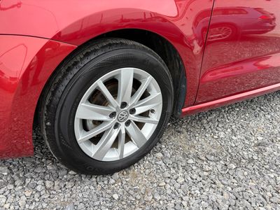 2016 Volkswagen Polo