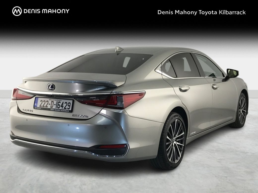 2022 Lexus ES 300h