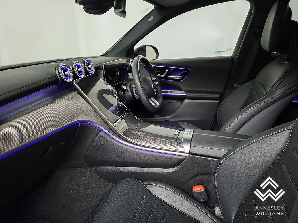 2024 Mercedes-Benz GLC Class