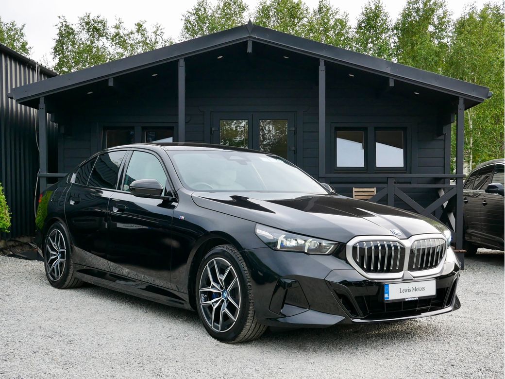 2024 BMW i5