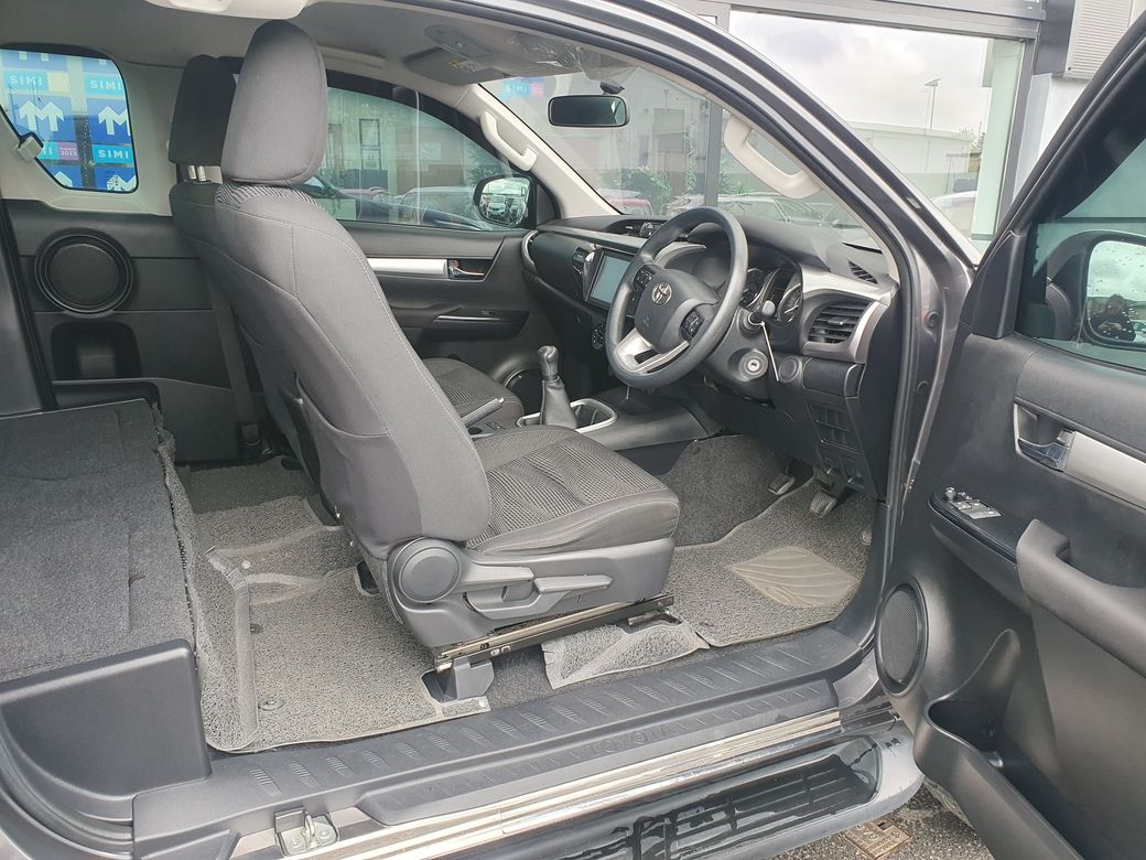 2022 Toyota Hilux