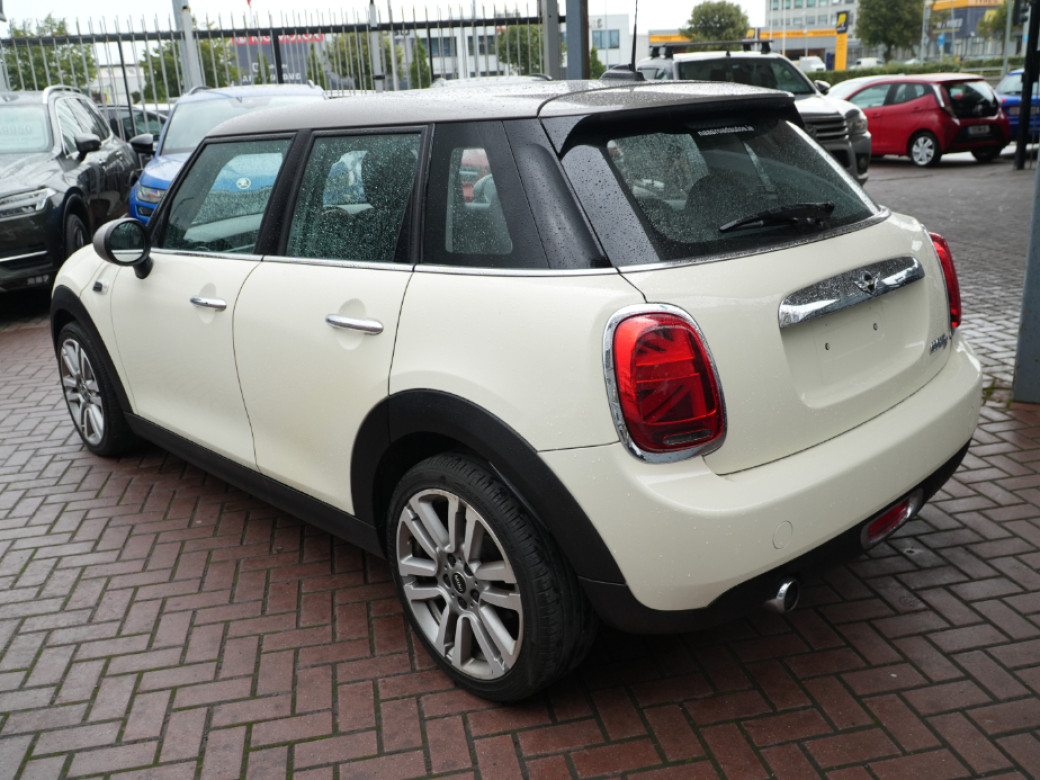 2016 Mini Cooper D