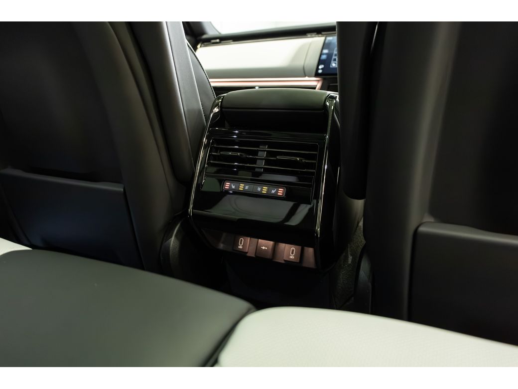 2026 Land Rover Range Rover Sport