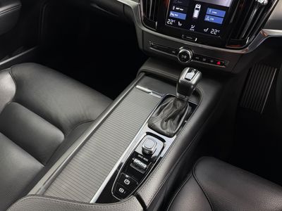 2019 Volvo V90