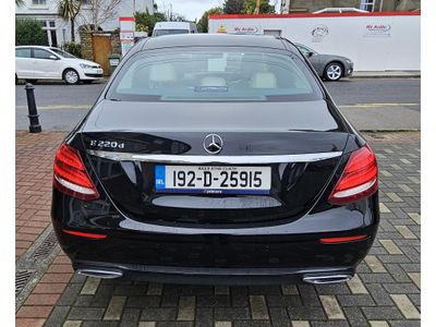 2019 Mercedes-Benz E 220