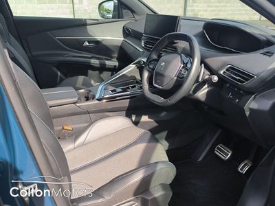 2024 Peugeot 5008